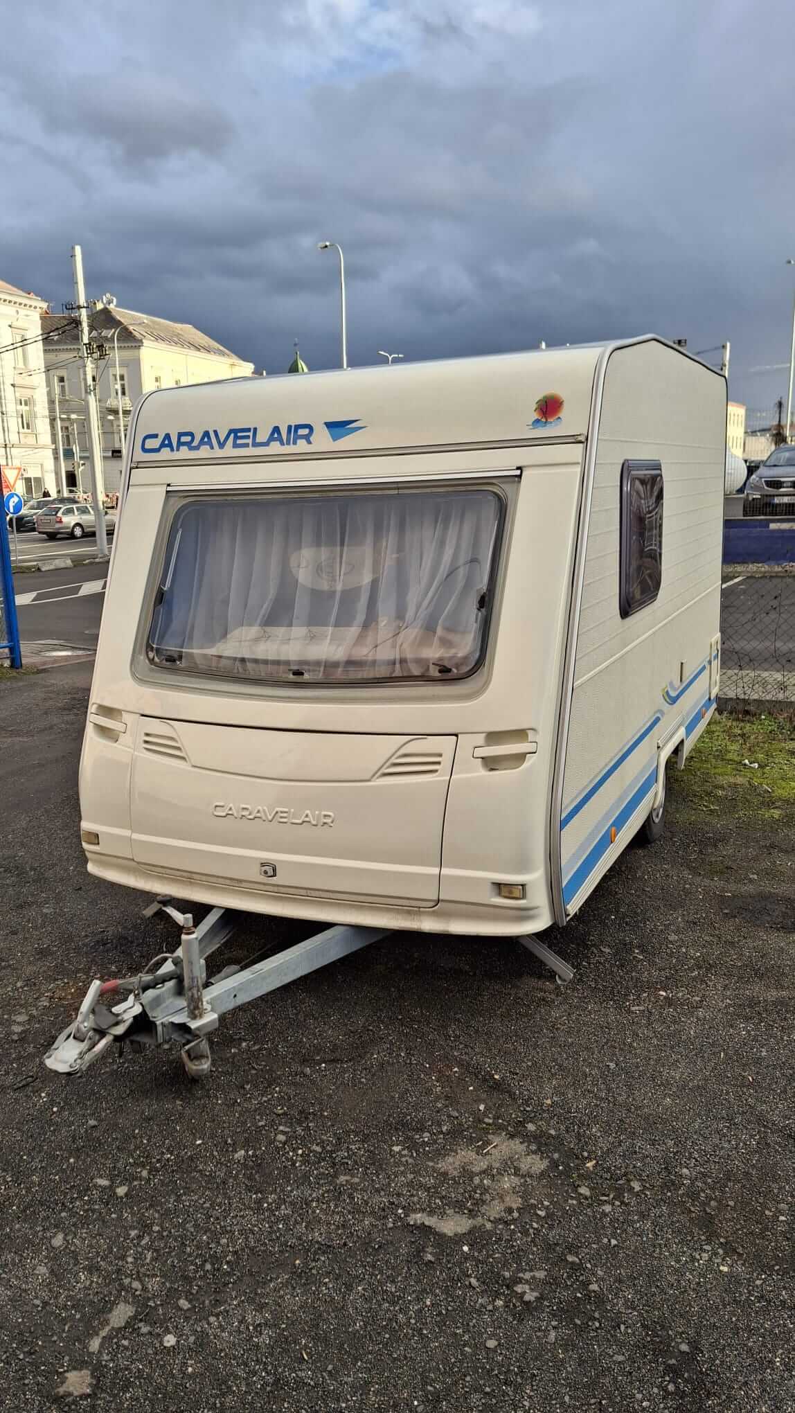 Karavan - exteriér